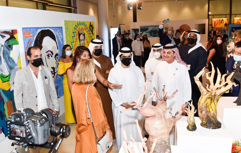 محمد مكثوم بن جمعه آل مكتوم يفتتح الدورة الأولى لمهرجان "آرتيسيتا -أسبوع الفن التشكيلي" وسط آجواء احتفالية ضخمة ومشاركة ٧٠ فنانا من ٢٥ دولة عربية وأوربية .. صور محمد مكثوم بن جمعه آل مكتوم يفتتح الدورة الأولى لمهرجان "آرتيسيتا -أسبوع الفن التشكيلي" وسط آجواء احتفالية ضخمة ومشاركة ٧٠ فنانا من ٢٥ دولة عربية وأوربية .. صور