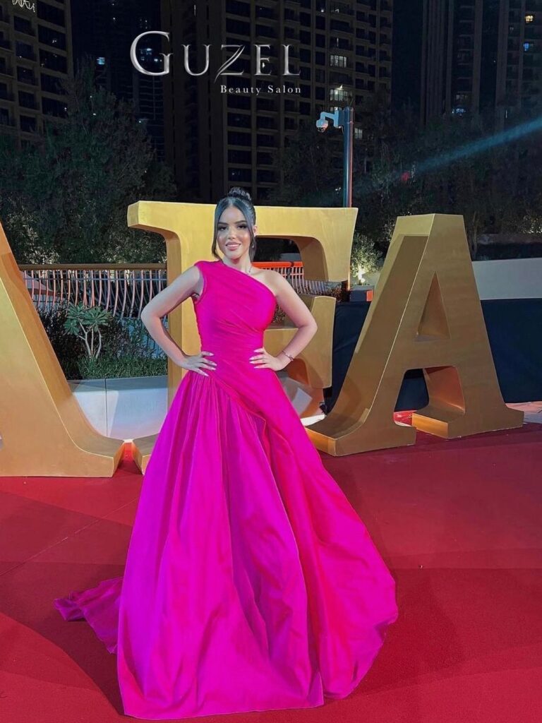 ملكة جمال العرب وسيّدة الأعمال فريال زياري صاحبة "Guzel Beauty salon" تضفي لمستها الإبداعية على مشاهير "ضيافة"